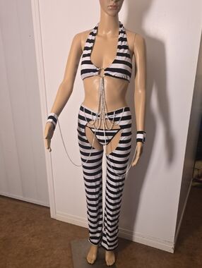 Jailbird Or Pirate Costume Outfit With Chain Detail Halter Set - Small